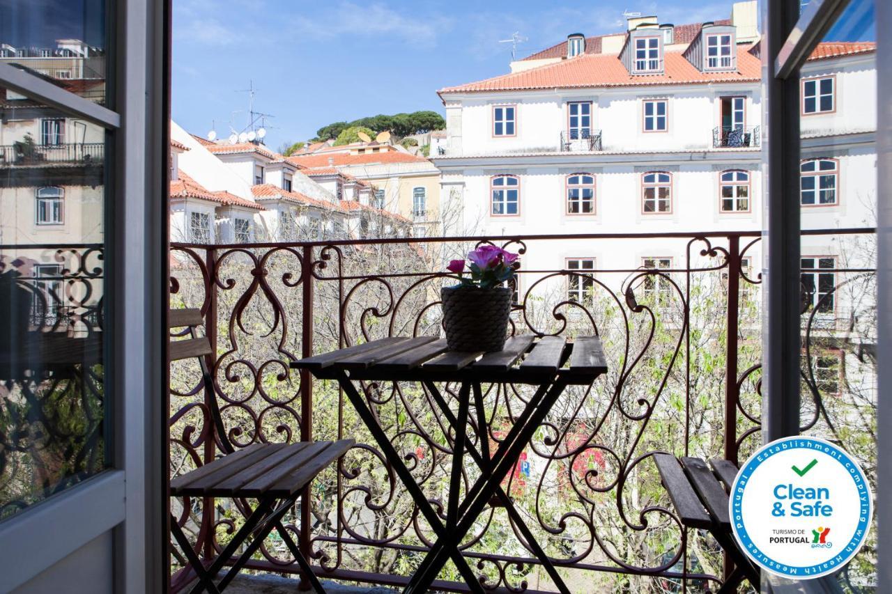 Apartmán Alfama Sophisticate Flat With Balconies 2Bedrs 2Baths & Ac In 19Th Century Building Historic Center Lisboa Exteriér fotografie