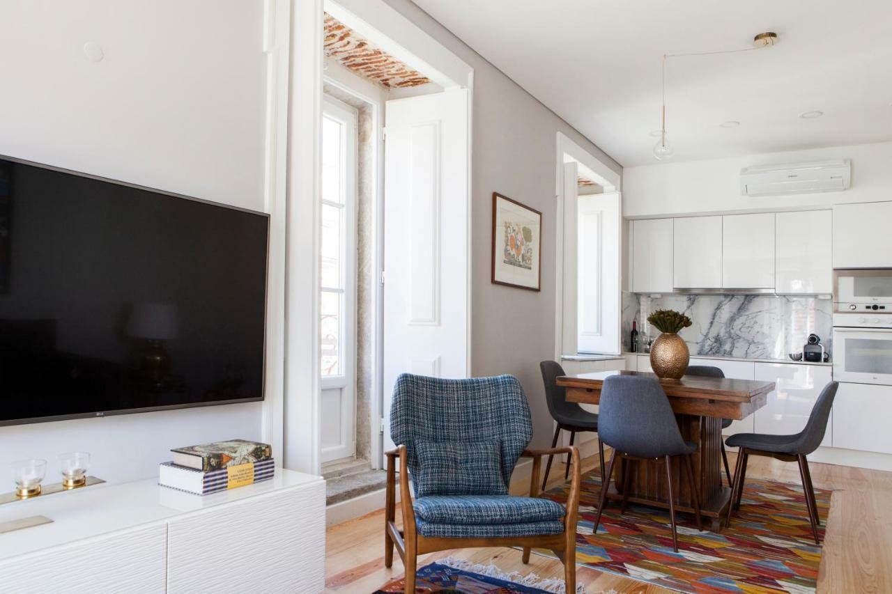 Apartmán Alfama Sophisticate Flat With Balconies 2Bedrs 2Baths & Ac In 19Th Century Building Historic Center Lisboa Exteriér fotografie